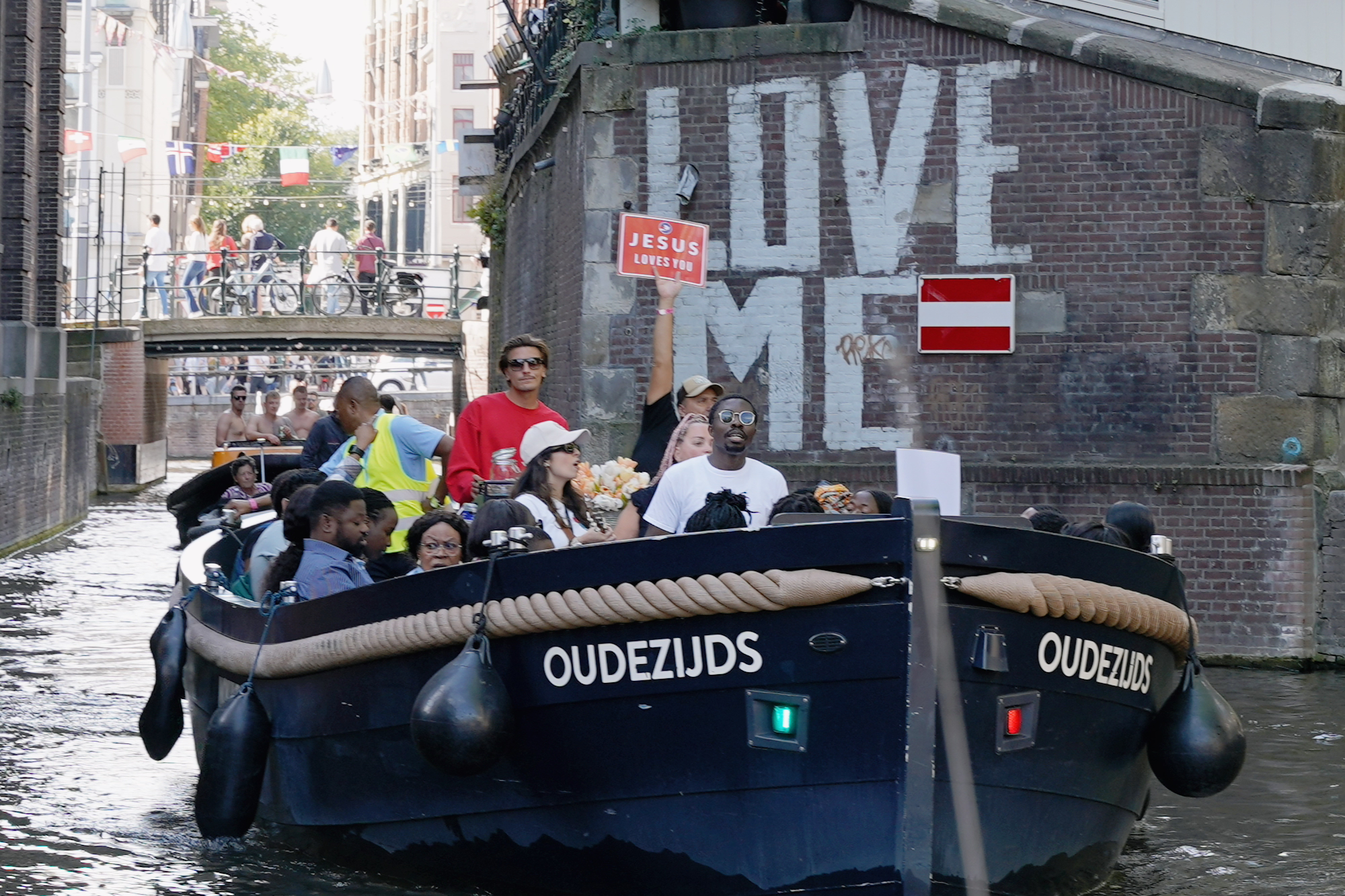 6A24CF2B-A930-48C0-AAA2-8F1C1A96BFCD